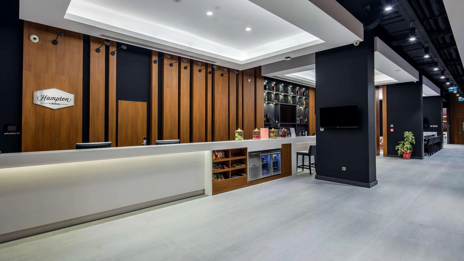 Отель Hampton By Hilton Izmir Aliaga