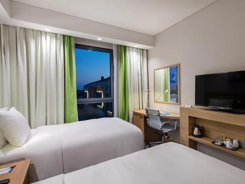 Отель Hampton By Hilton Izmir Aliaga