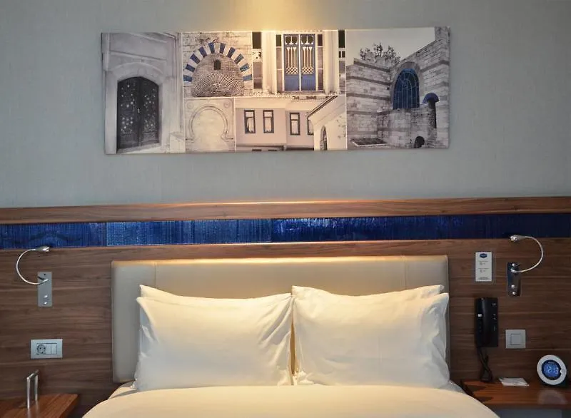 Отель Hampton By Hilton Izmir Aliaga